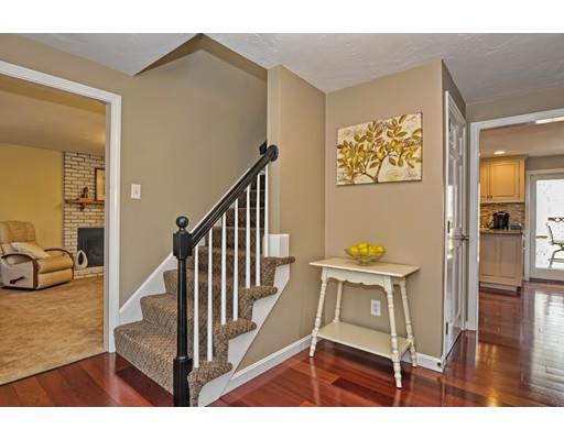 46 Pilgrim Road Holliston, MA 01746 - Photo 3 of 30 Gallery Image 3