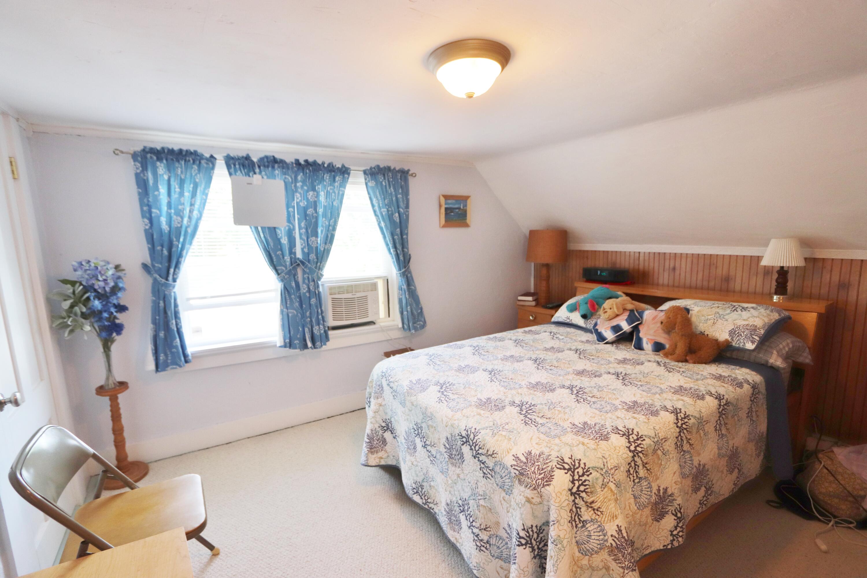 19 Lemon Street Bangor, ME 04401 - Photo 14 of 20 IMG_7331