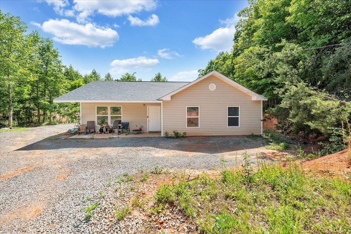 6427 Fork Mountain Road Rocky Mount, VA 24151 - Photo 17 of 21 17-MIB05578