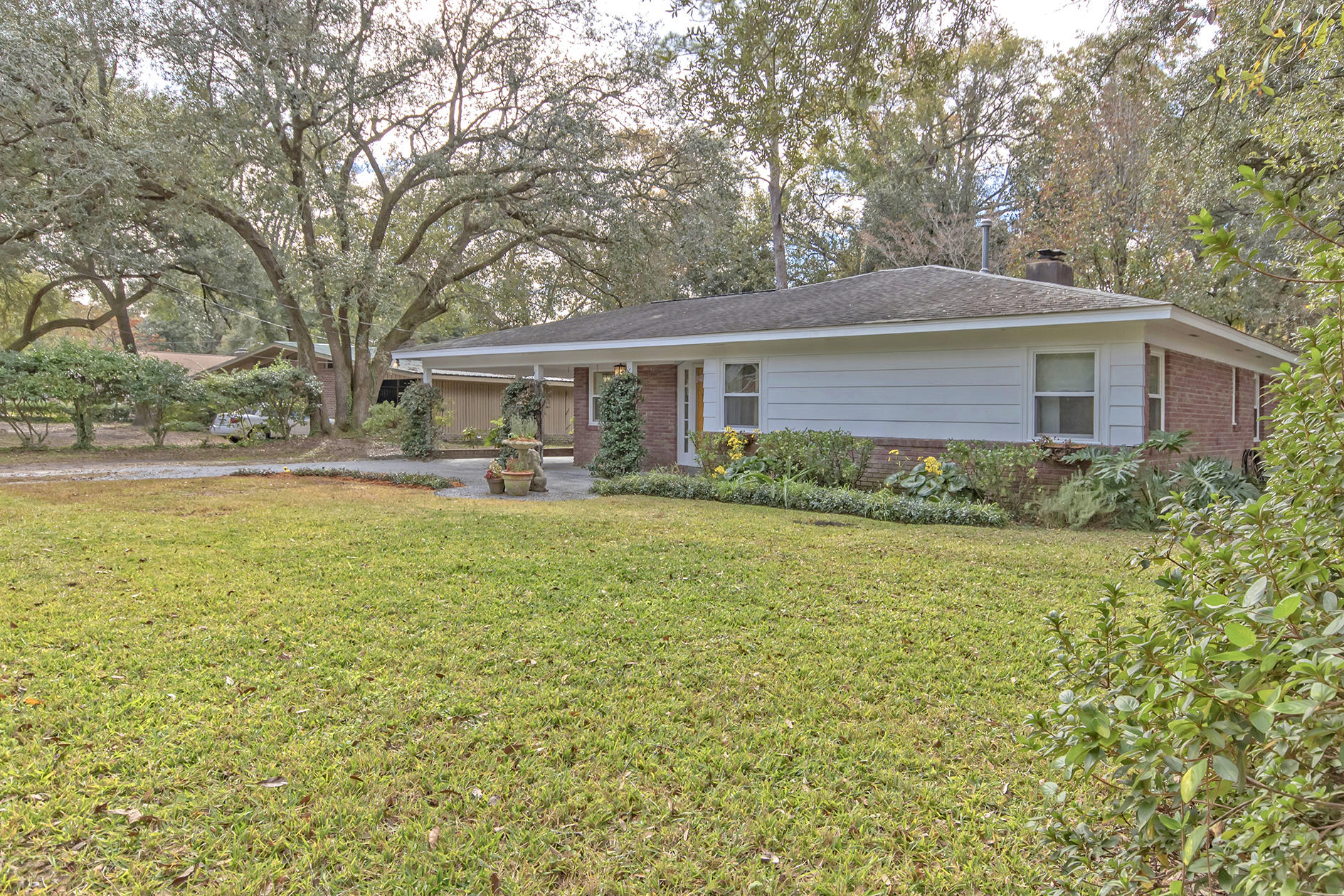 110 Newington Road Summerville, SC 29485 - Photo 14 of 32 110 Newington Rd, Summerville SC 29485