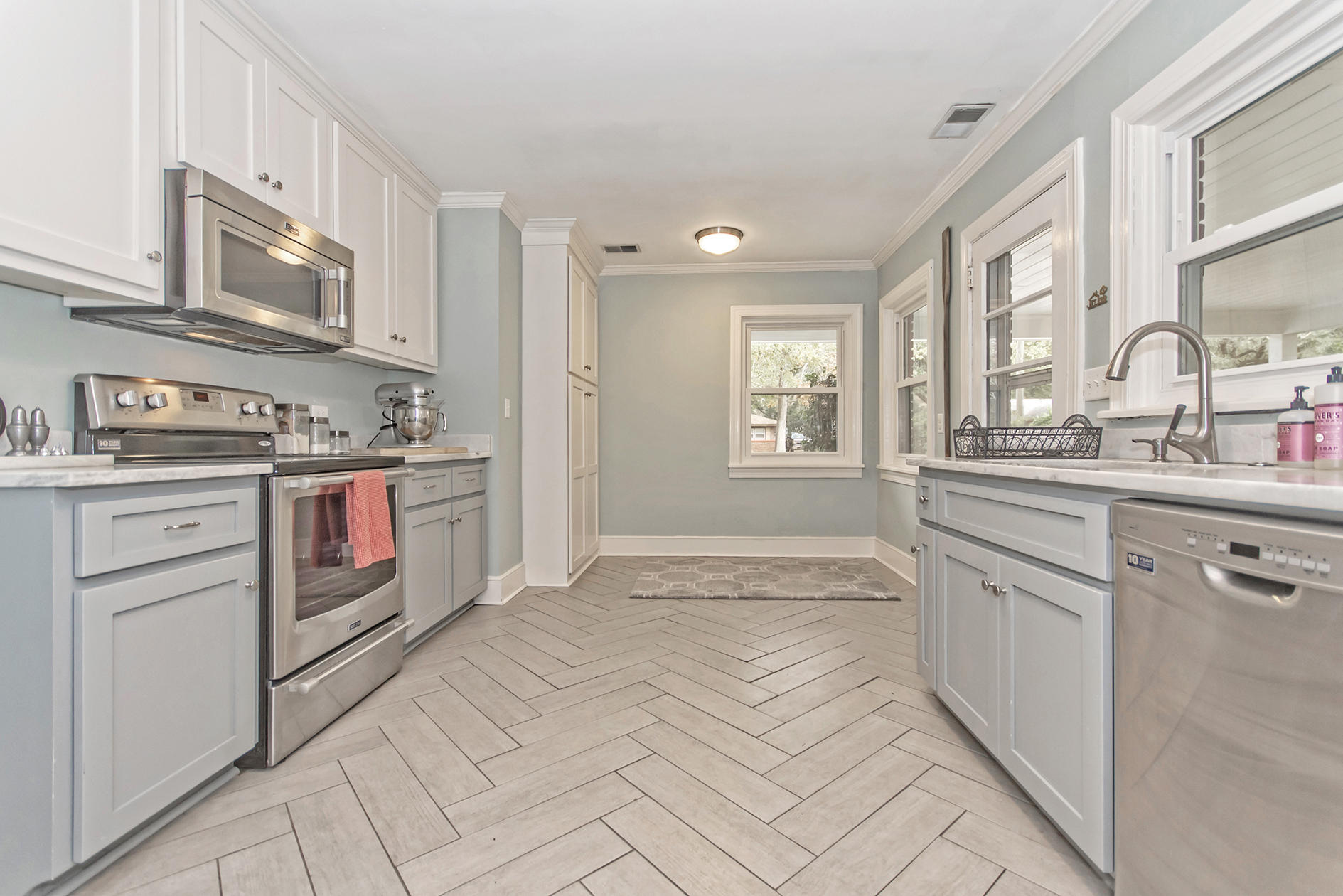110 Newington Road Summerville, SC 29485 - Photo 3 of 32 110 Newington Rd, Summerville SC 29485