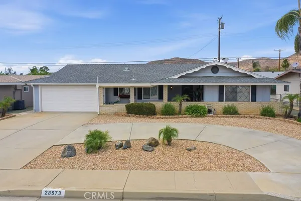 $489,999 | 28573 Murrieta Road, Menifee, CA 92586