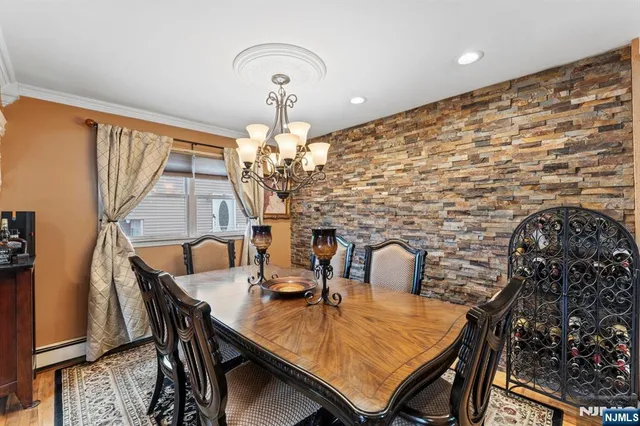 $1,299,999 | 17 Acorn Road, Secaucus, NJ 07094