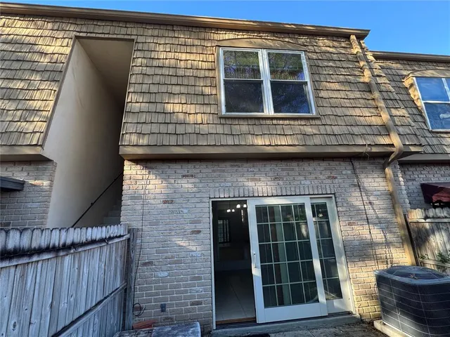 $1,695 | 200 St Andrews Boulevard, Unit 1803, Winter Park, FL 32792