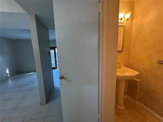 $1,695 | 200 St Andrews Boulevard, Unit 1803, Winter Park, FL 32792