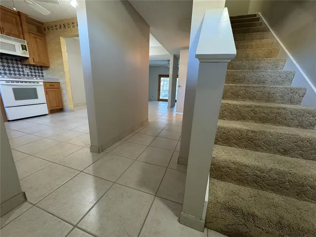 $1,695 | 200 St Andrews Boulevard, Unit 1803, Winter Park, FL 32792