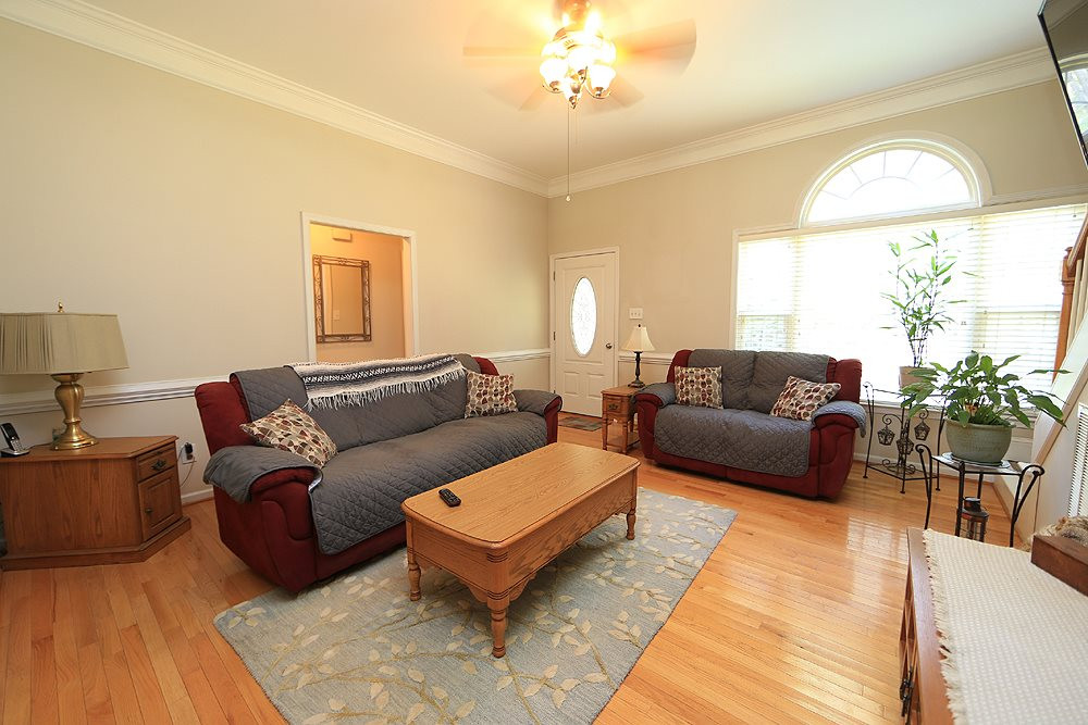 Plenty of room here with 2 Bedrooms on 1 side and Master Bedroom on the other. Living Room