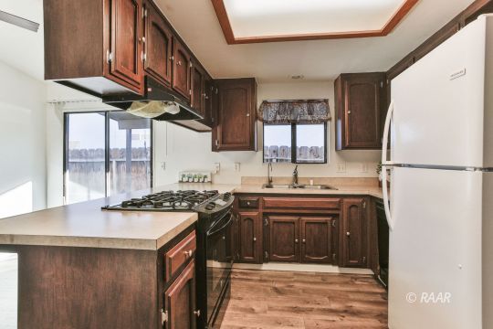 324 South Gateway Boulevard Ridgecrest, CA 93555 - Photo 8 of 23