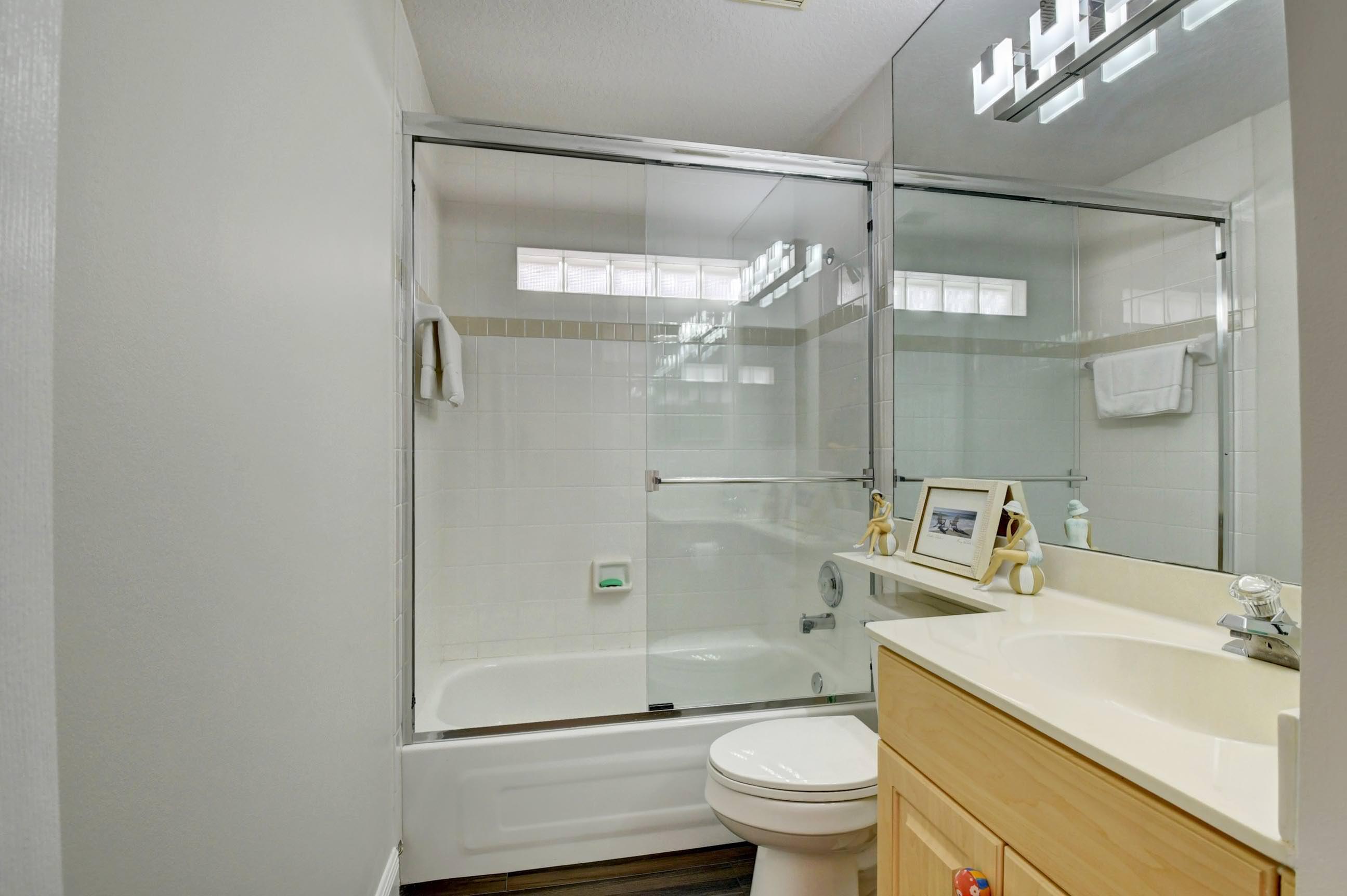 11533 Lawton Road Boynton Beach, FL 33437 - Photo 25 of 58 GUEST BATHROOM