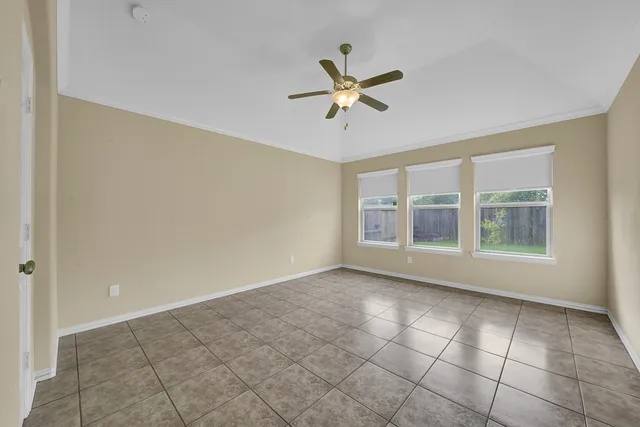 $2,150 | 4234 Bearberry Avenue, Baytown, TX 77521