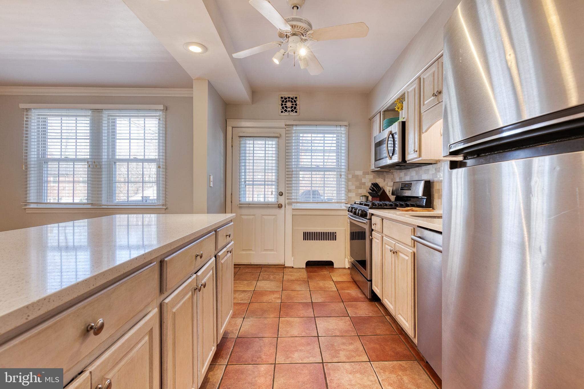 80 Dunkirk Road Baltimore, MD 21212 - Photo 17 of 40