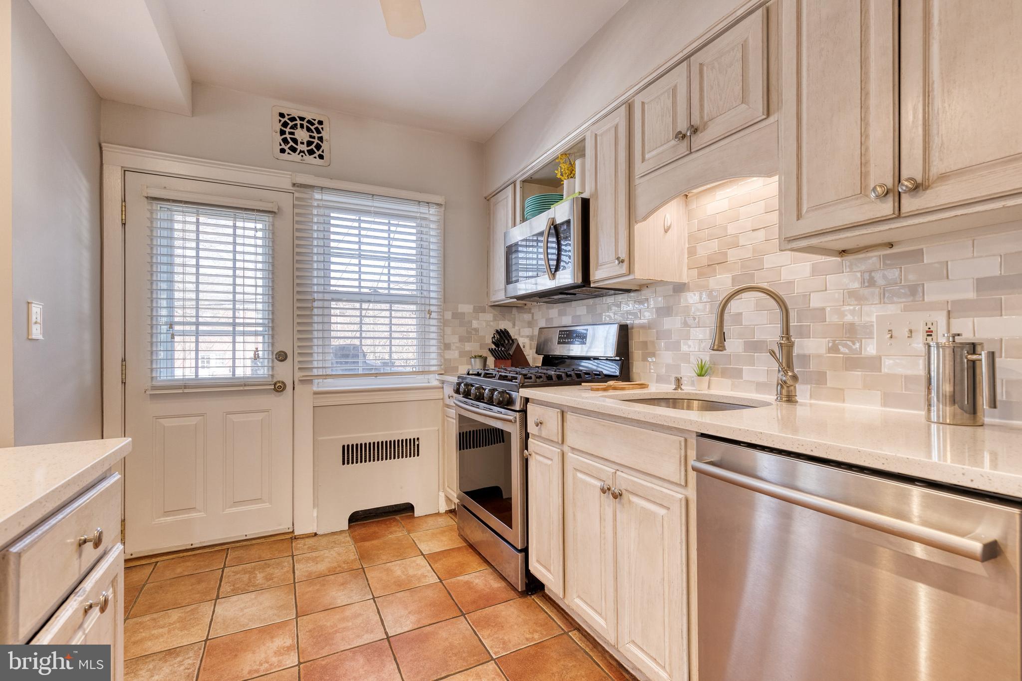 80 Dunkirk Road Baltimore, MD 21212 - Photo 18 of 40