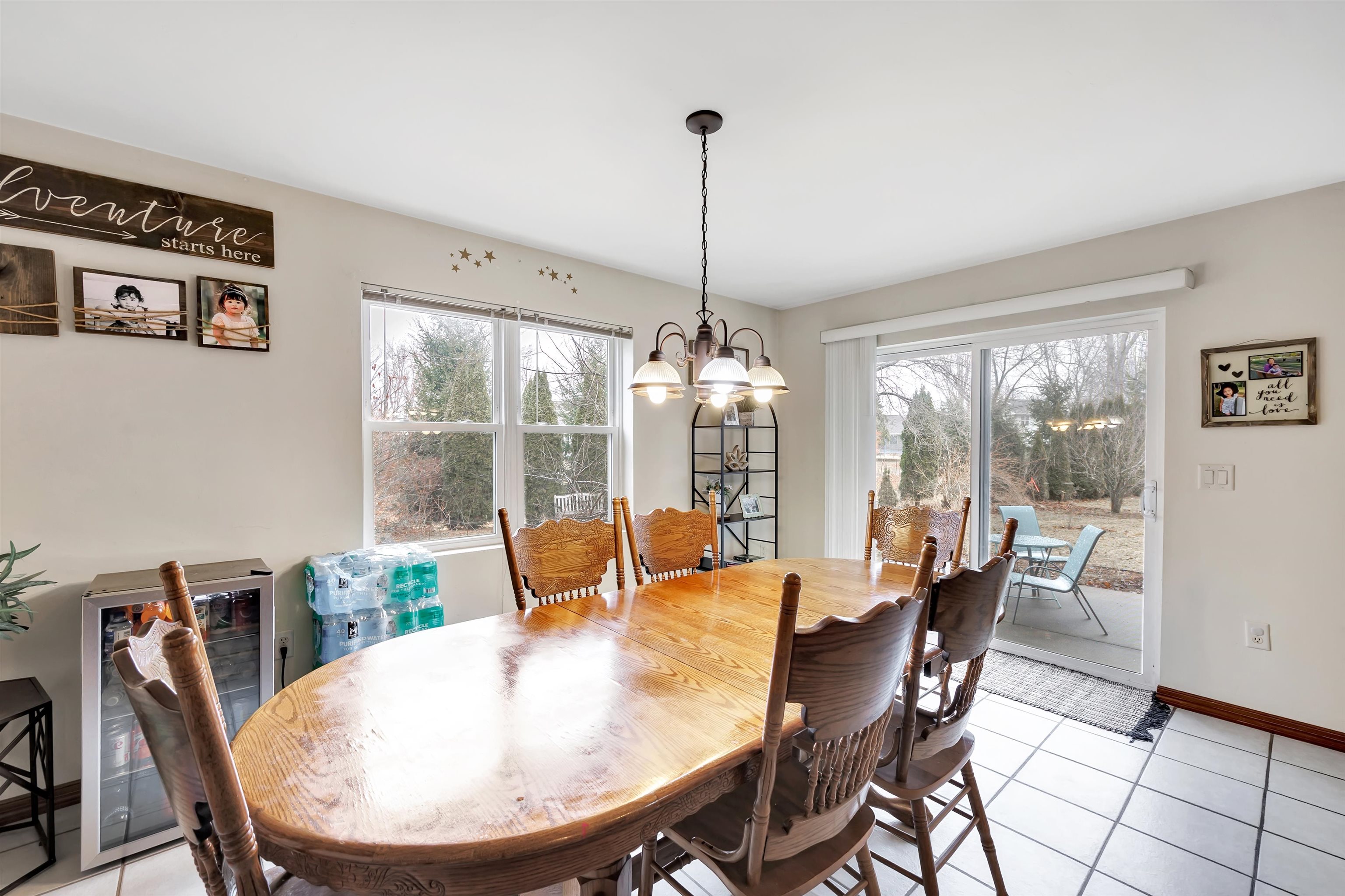 715 Edge Point Court De Pere, WI 54115 - Photo 8 of 24