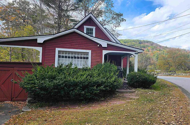 $399,000 | 1397 Popple Dungeon Road, Chester, VT 05143