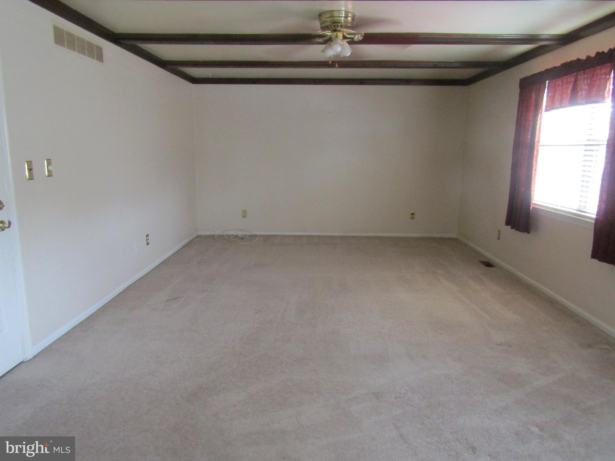 6 Evans Road Marlton, NJ 08053 - Photo 4 of 11 Family room