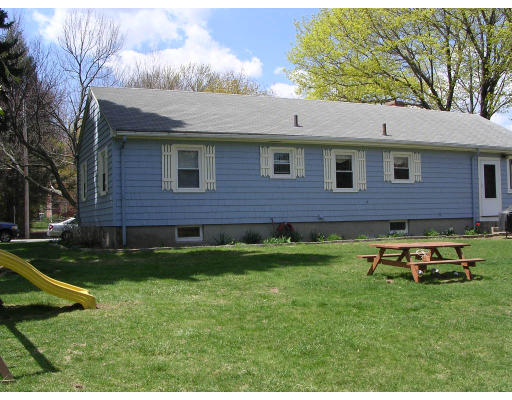 18 Beverly Road Grafton, MA 01536 - Photo 3 of 21 Gallery Image 3