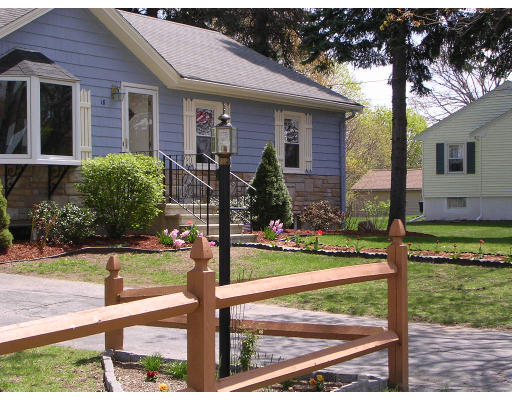 18 Beverly Road Grafton, MA 01536 - Photo 4 of 21 Gallery Image 4