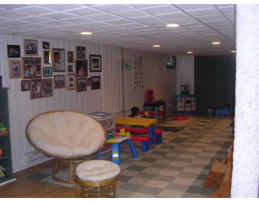 18 Beverly Road Grafton, MA 01536 - Photo 10 of 21 Gallery Image 10