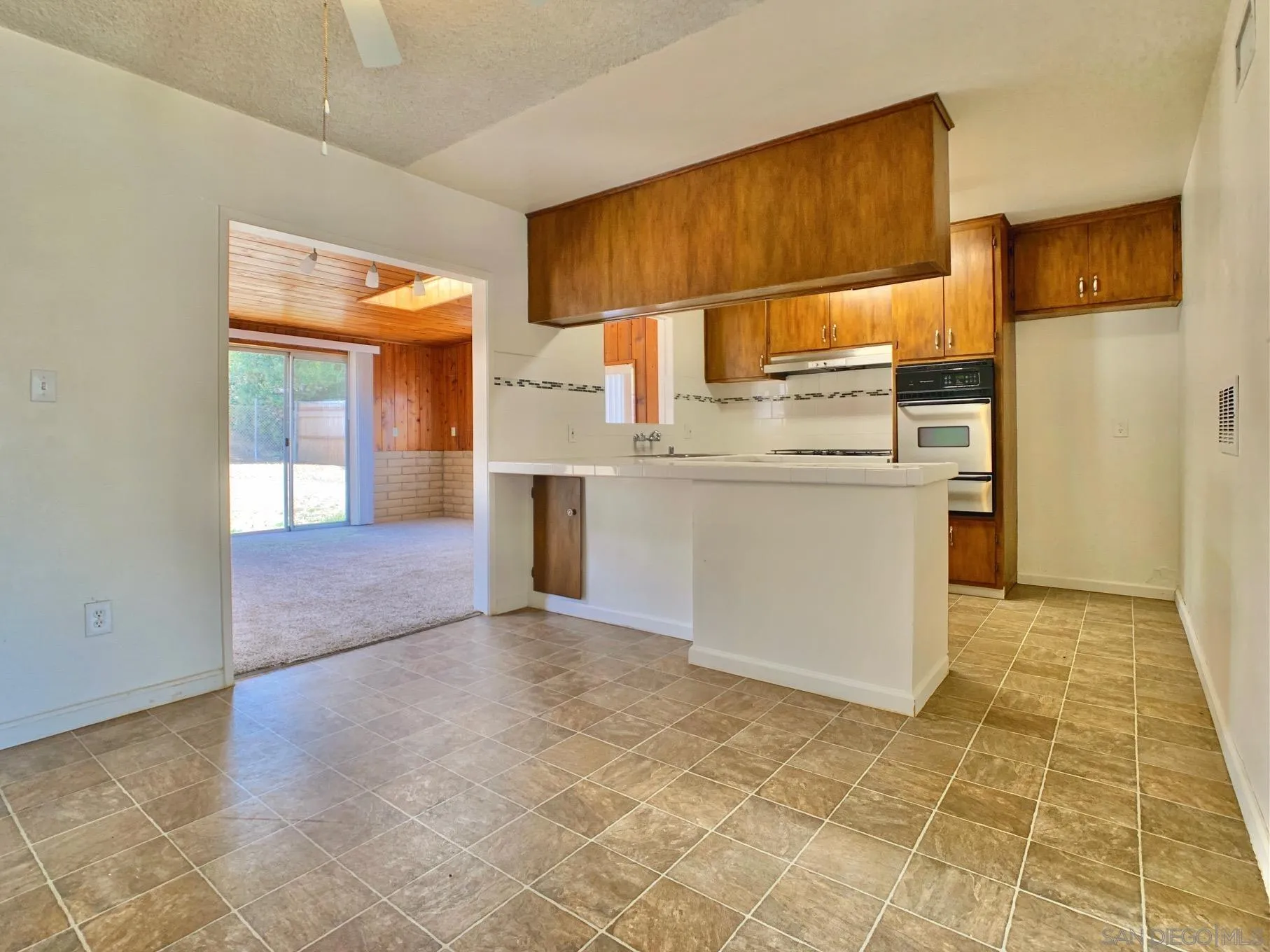9025 Bubbling Wells Road Lakeside, CA 92040 - Photo 8 of 24 Gallery Image 8