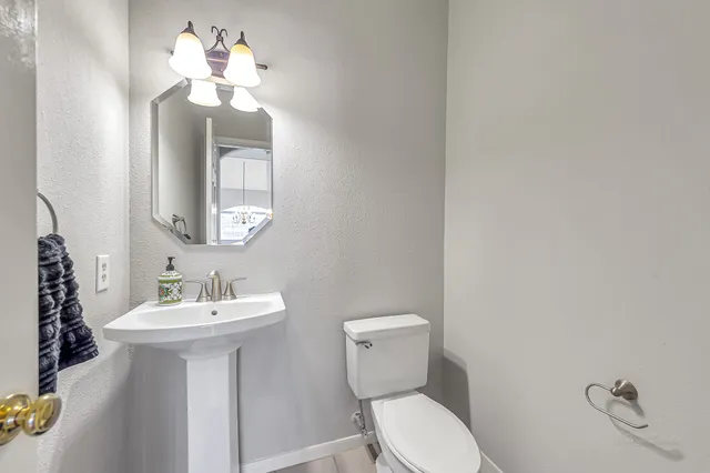 $3,350 | 23207 Willow Pond Place, Katy, TX 77494