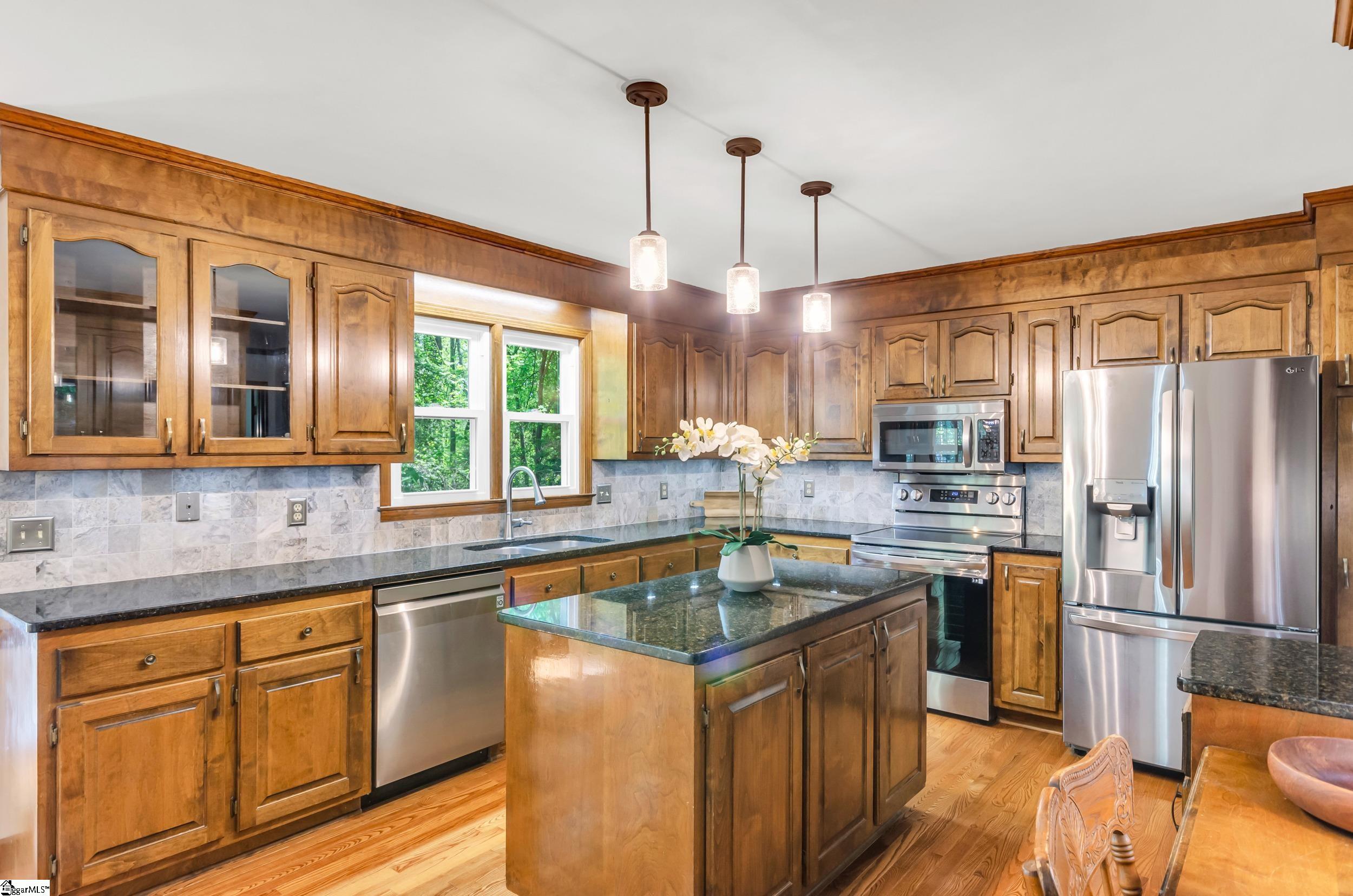 505 Sugar Mill Road Greer, SC 29650 - Photo 12 of 47 Gallery Image 12