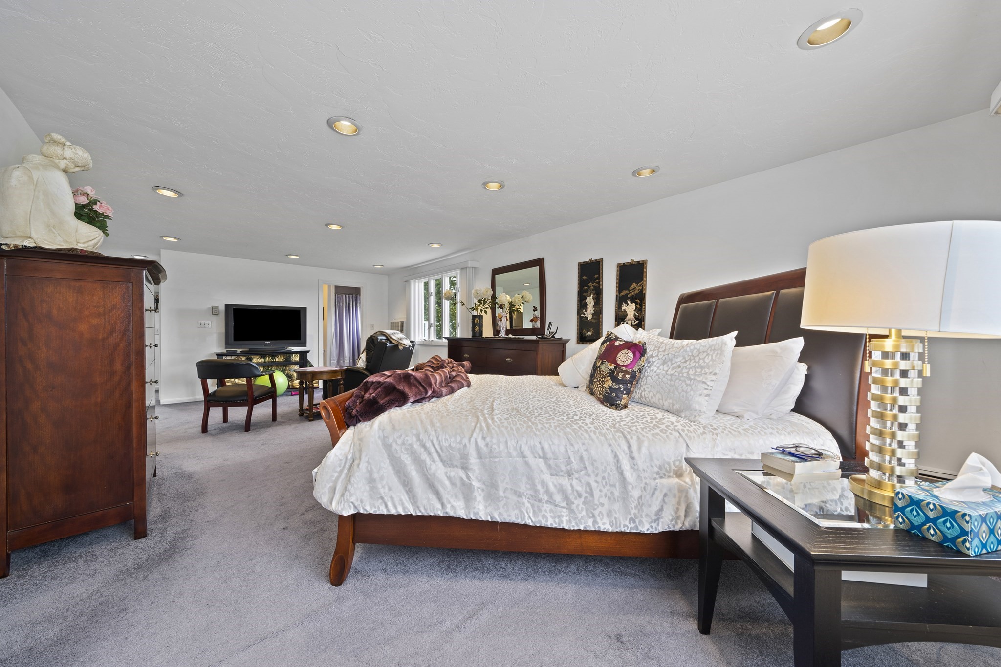 19 William Road Holbrook, MA 02343 - Photo 11 of 41 Gallery Image 11