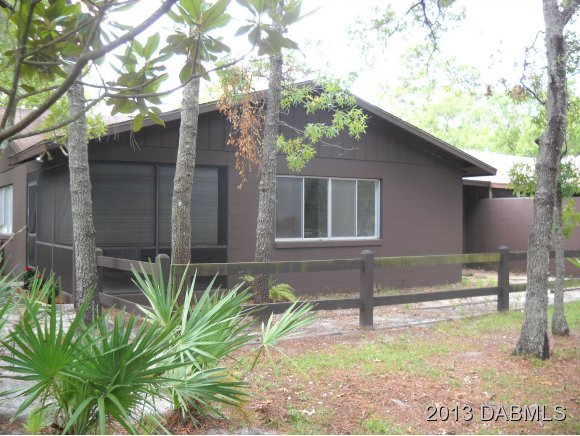 27 Summer Trees Road, Unit 1 Port Orange, FL 32128 - Photo 1 of 6 Primary Photo