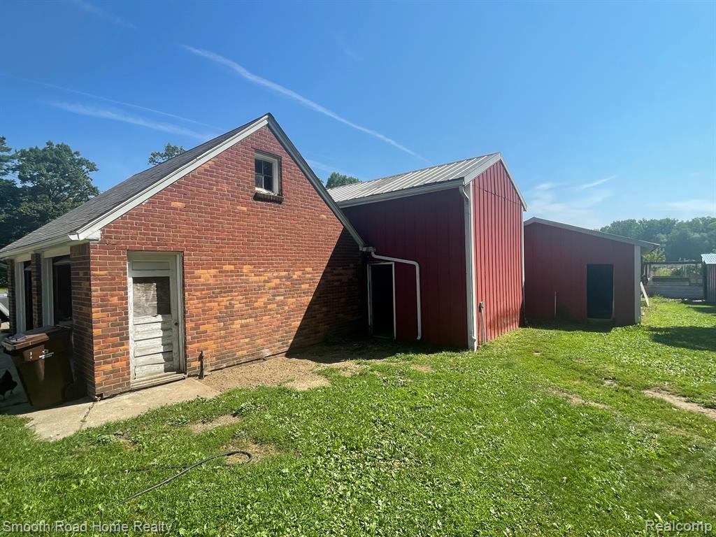 20375 Sumpter Road Belleville, MI 48111 - Photo 14 of 33