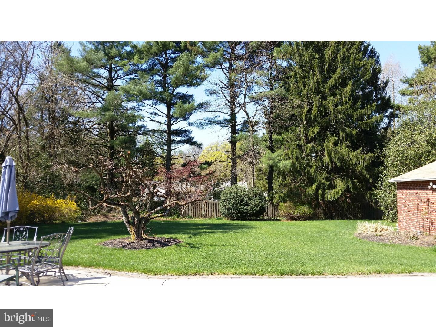 8 Greenvale Road Moorestown, NJ 08057 - Photo 24 of 25 Back Yard