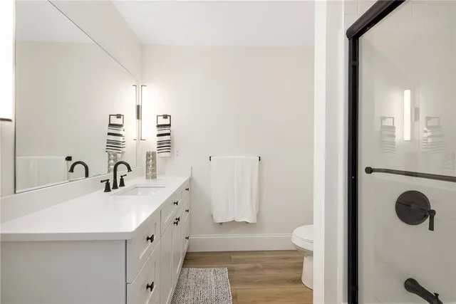 $2,950 | 50 South County Trail, North Kingstown, RI 02852