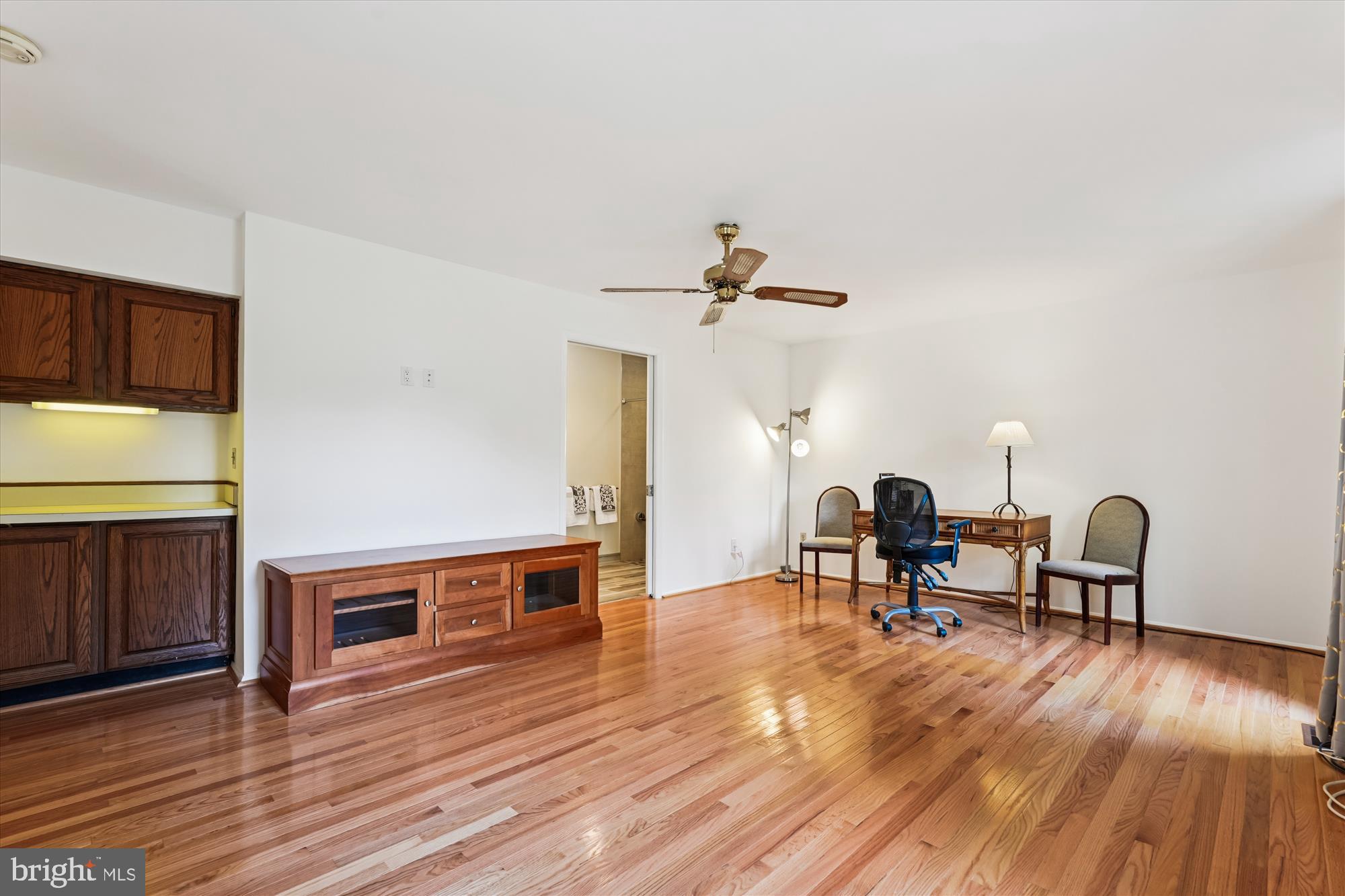 14908 Chestnut Ridge Court North Potomac, MD 20878 - Photo 37 of 68 Family Room