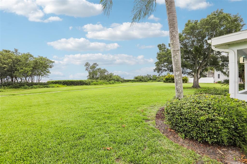 610 Indiana Avenue Crystal Beach, FL 34683 - Photo 10 of 53