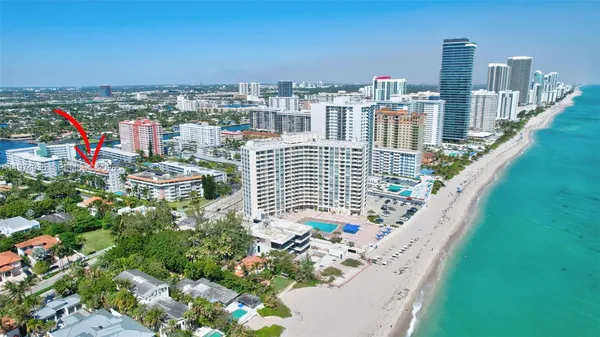 $2,000 | 3181 South Ocean Drive, Unit 305, Hallandale Beach, FL 33009