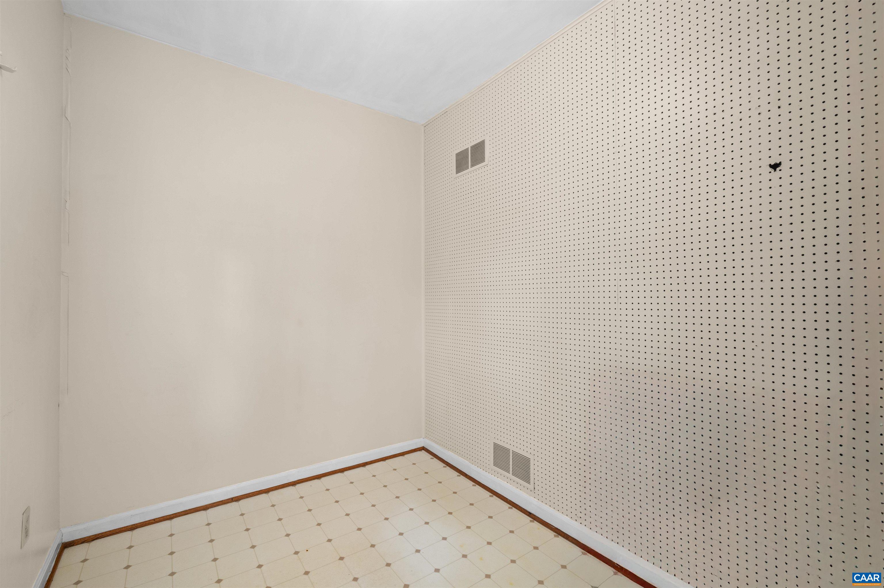 1616 Cool Spring Road Charlottesville, VA 22901 - Photo 17 of 38 a view of small space