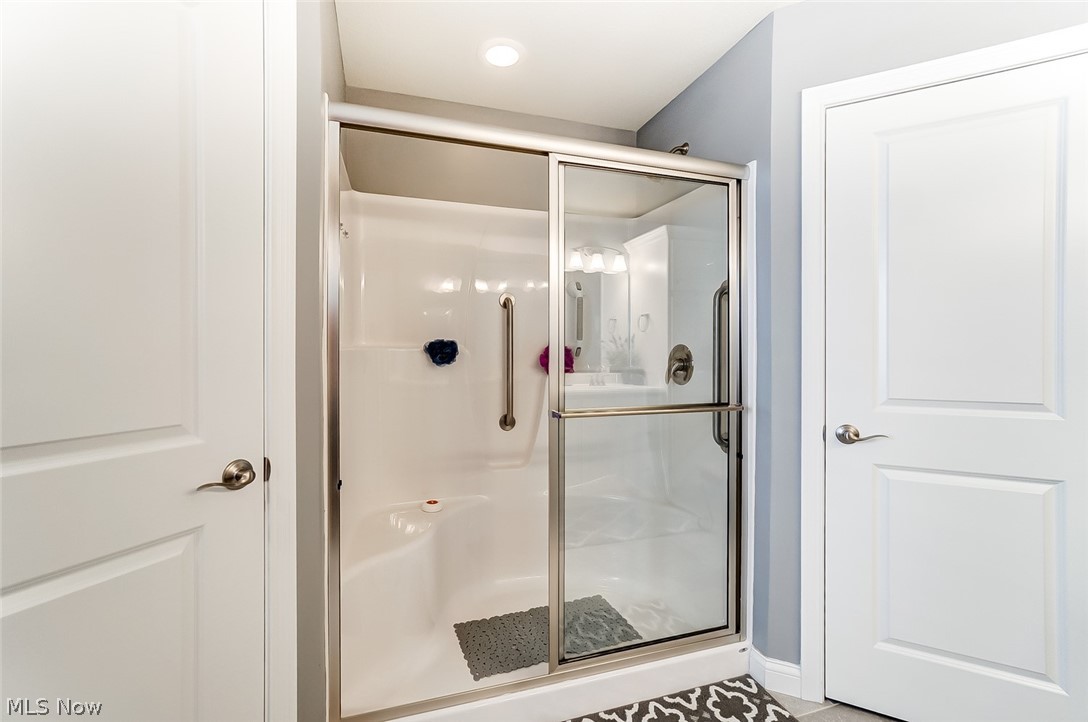 1215 Hummingbird Way Findlay, OH 45840 - Photo 17 of 29 Gallery Image 17