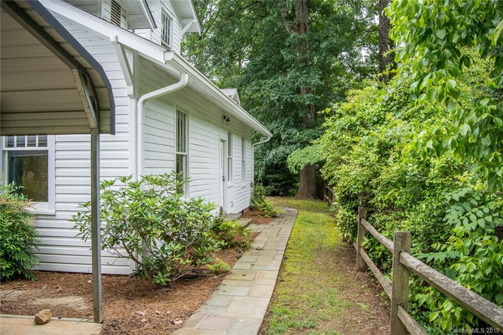 108 River Edge Road Lake Lure, NC 28746 - Photo 31 of 35 Gallery Image 31
