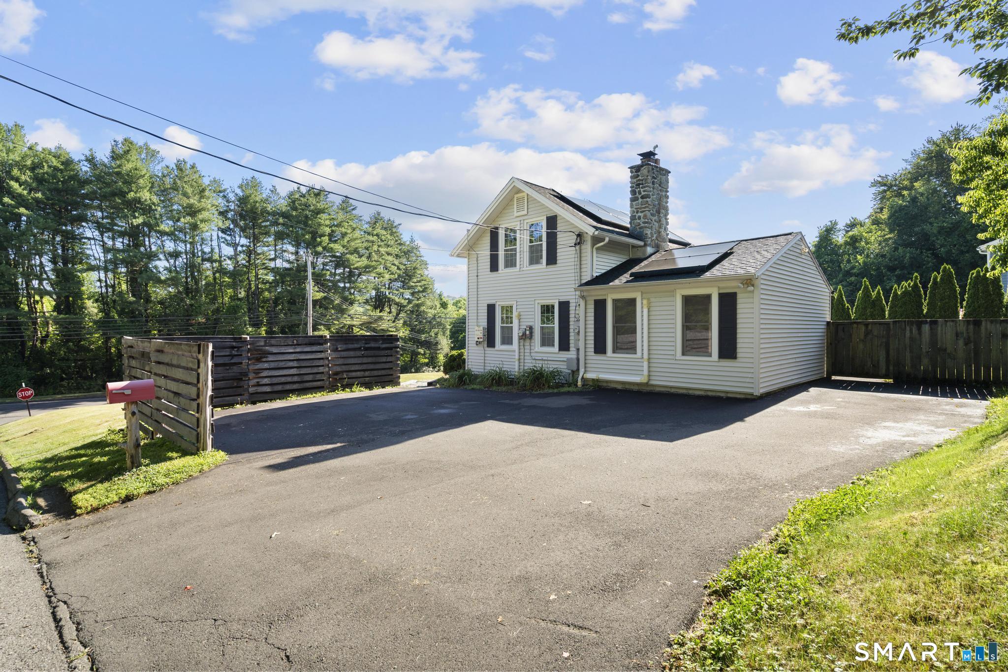 259 Peck Hill Road Woodbridge, CT 06525 - Photo 13 of 33