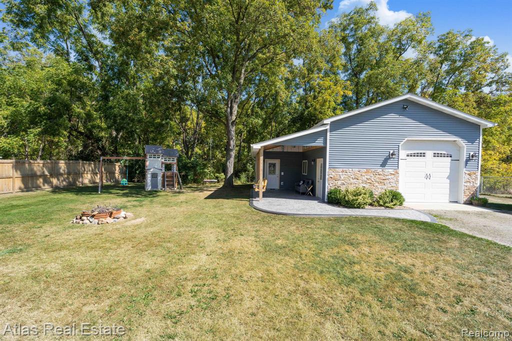 4111 South State Road Davison, MI 48423 - Photo 37 of 43