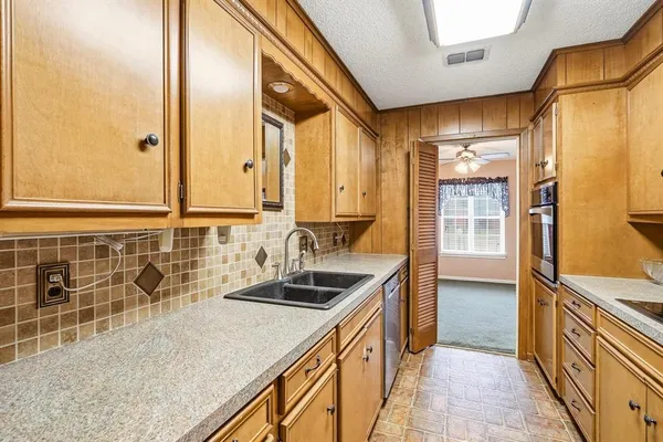 $280,000 | 2965 Arrowhead Drive, Abilene, TX 79606