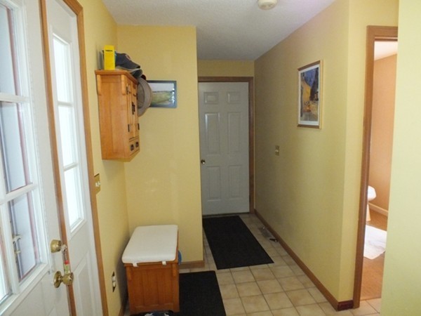71 Stonehill Road East Longmeadow, MA 01028 - Photo 11 of 30 Gallery Image 11