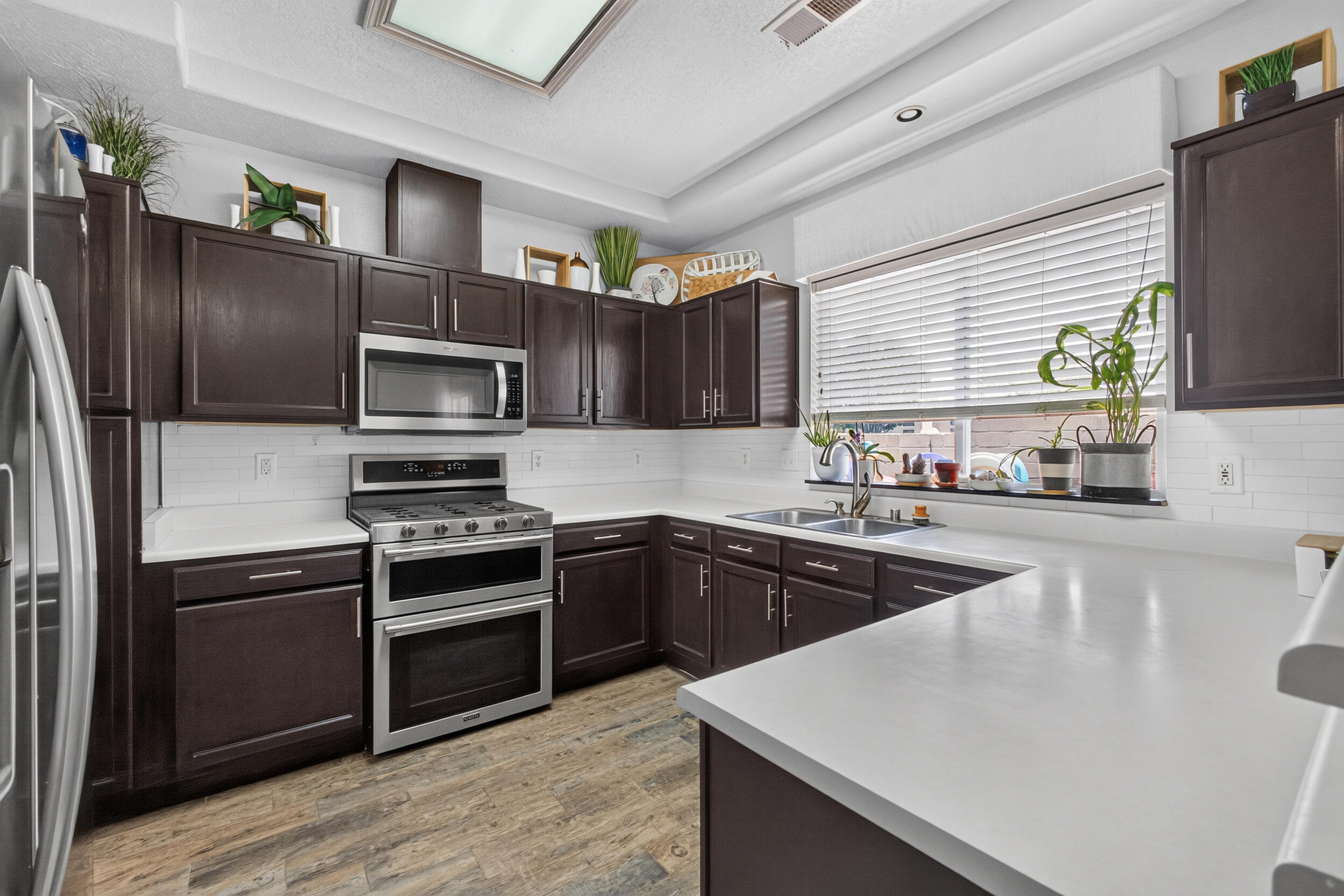 6601 Vista Del Rancho Road Northeast Albuquerque, NM 87113 - Photo 9 of 40 Gallery Image 9