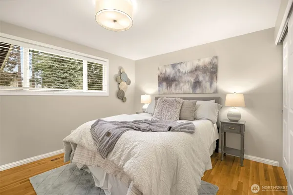 $1,448,000 | 334 157th Avenue Northeast, Bellevue, WA 98008