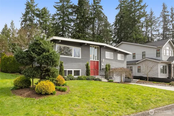 $1,448,000 | 334 157th Avenue Northeast, Bellevue, WA 98008