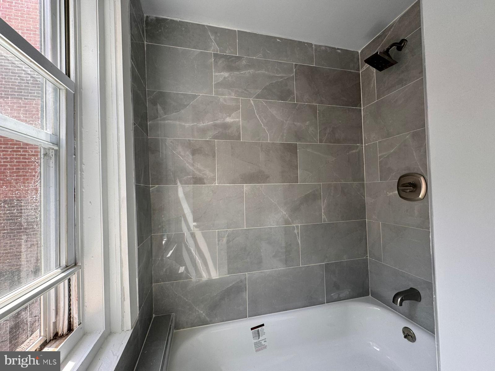 1017 Pine Street, Unit 2R Philadelphia, PA 19107 - Photo 4 of 10