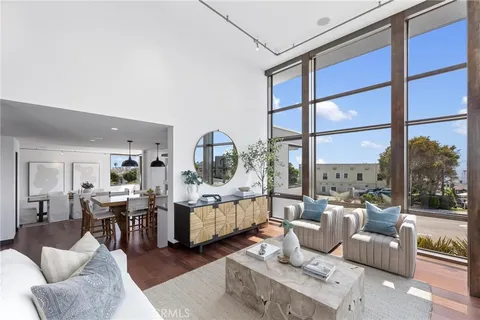 $7,799,000 | 2114 Manhattan Avenue, Hermosa Beach, CA 90254
