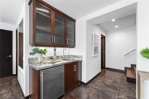 $7,799,000 | 2114 Manhattan Avenue, Hermosa Beach, CA 90254