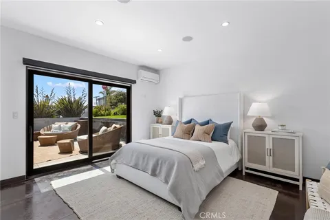 $7,799,000 | 2114 Manhattan Avenue, Hermosa Beach, CA 90254