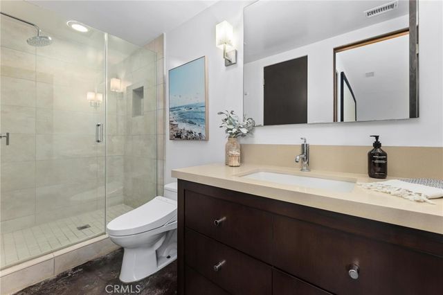 $7,799,000 | 2114 Manhattan Avenue, Hermosa Beach, CA 90254
