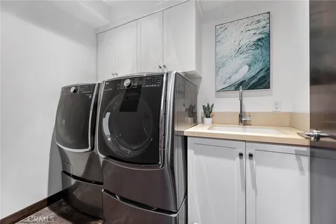 $7,799,000 | 2114 Manhattan Avenue, Hermosa Beach, CA 90254