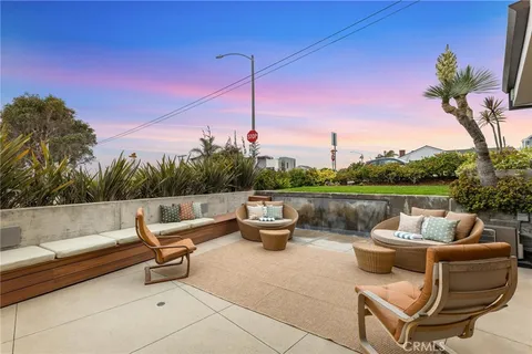 $7,799,000 | 2114 Manhattan Avenue, Hermosa Beach, CA 90254